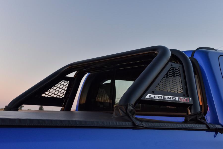 Детали экстерьера Toyota Hilux Legende 50 Double Cab 2019 года  (ZA) (фото 6 из 43)